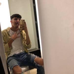 Meet your Posher, Christopher